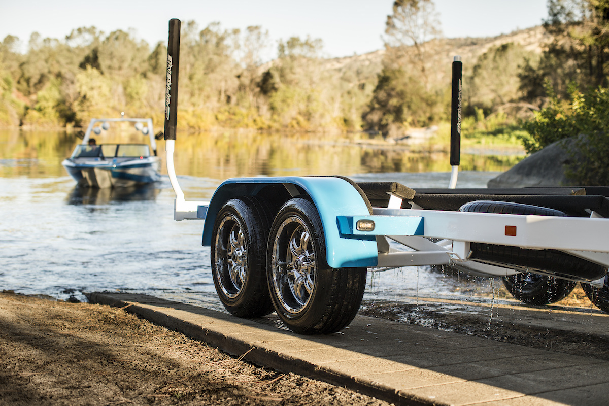 Safely Towing a Boat Trailer: Tips to Prevent Accidents & Insurance Claims